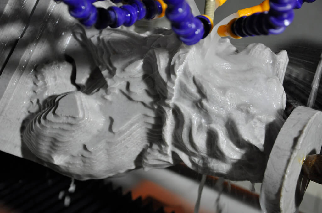 石材雕刻機(jī)的選擇