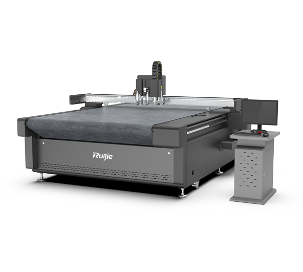 自動換刀裁切機